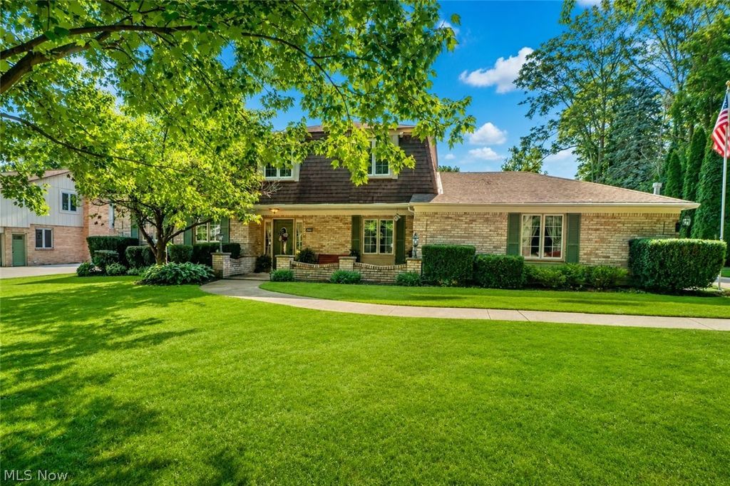 5036 Parkhaven Avenue NE, Canton, OH 44705