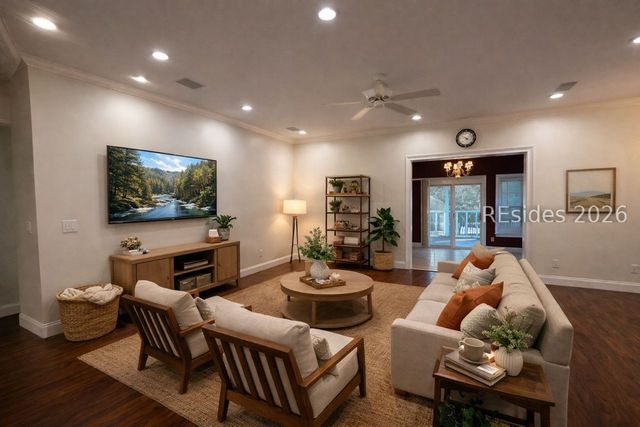 5 Cedar Point Dr, Ladys Island, SC 29907