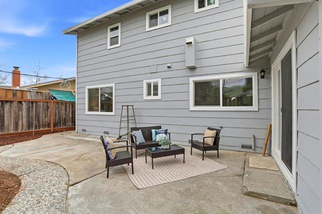 2074 Ashwood Lane, San Jose, CA 95132