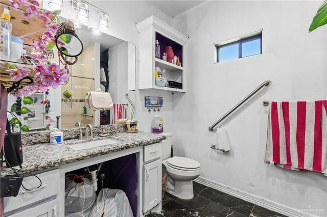 1303 Canary Lane, La Villa, TX 78538