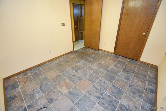 1208 SW 14th Court, Wagoner, OK 74467