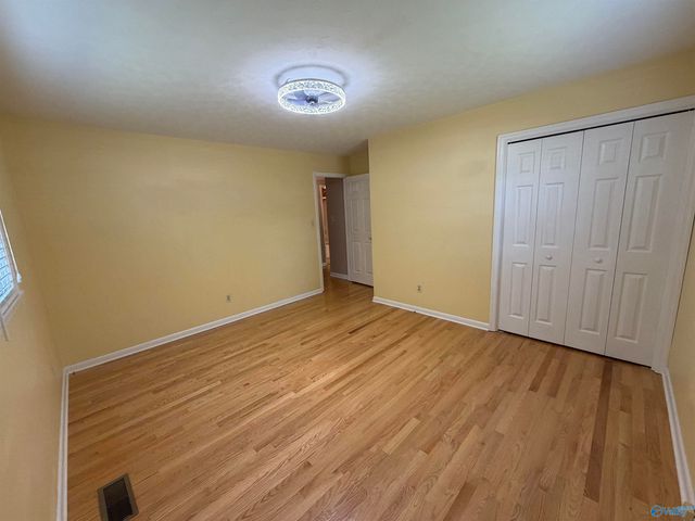 2706 Lake Avenue SE, Decatur, AL 35603