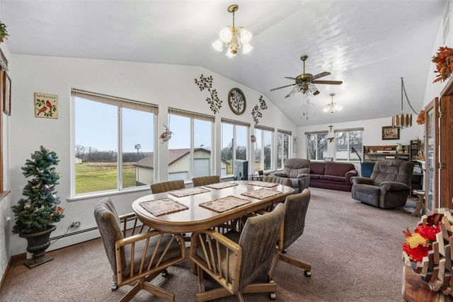 101 South Street, Urbana, IA 52345