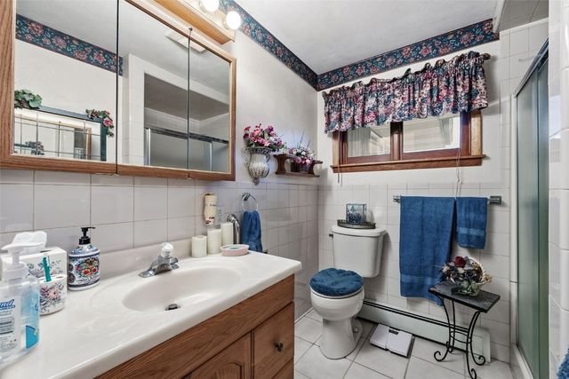 101 South Street, Urbana, IA 52345