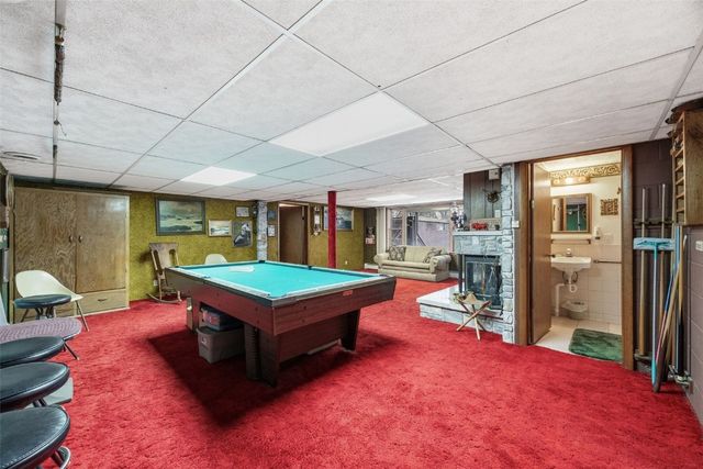 101 South Street, Urbana, IA 52345