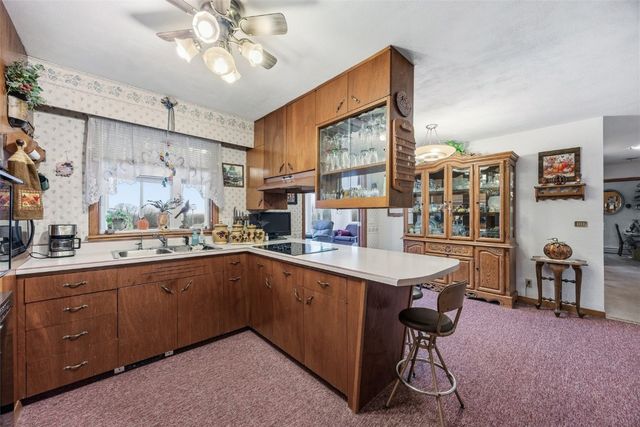 101 South Street, Urbana, IA 52345