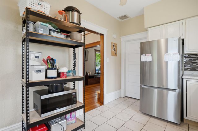 330 S Walnut Avenue, New Hampton, IA 50659