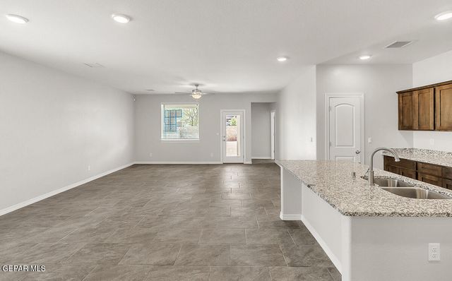 3848 Bubble Place, El Paso, TX 79938