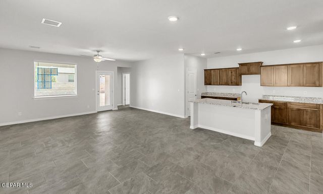 3848 Bubble Place, El Paso, TX 79938