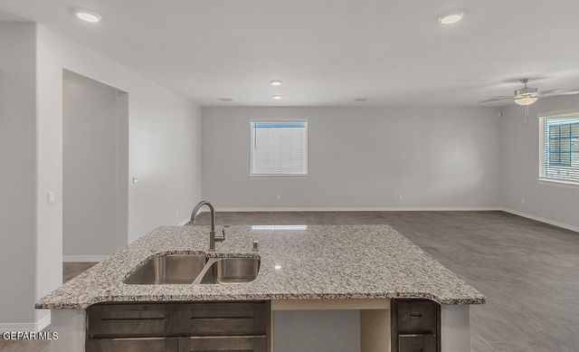 3848 Bubble Place, El Paso, TX 79938