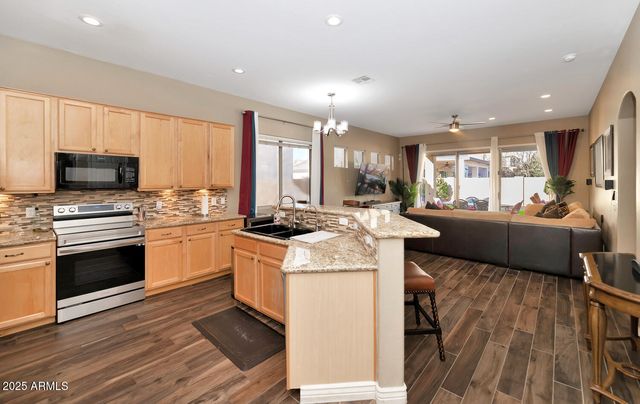 540 N SCOTT Drive, Chandler, AZ 85225