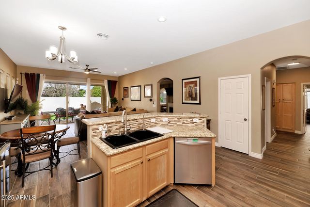 540 N SCOTT Drive, Chandler, AZ 85225