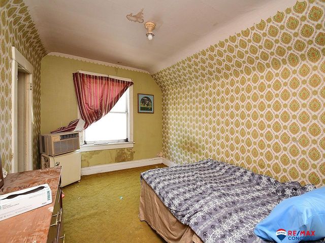 1034 S 14Th Street, Lincoln, NE 68508