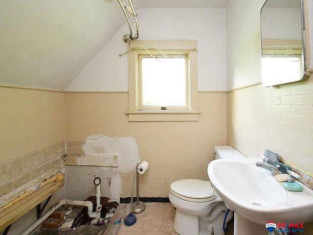 1034 S 14Th Street, Lincoln, NE 68508