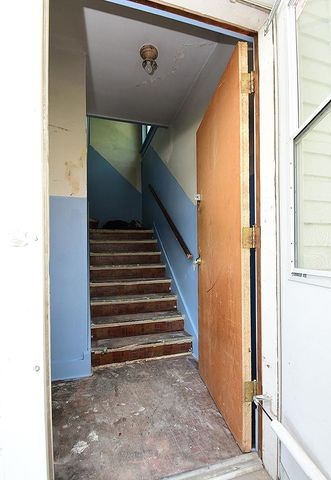 1034 S 14Th Street, Lincoln, NE 68508