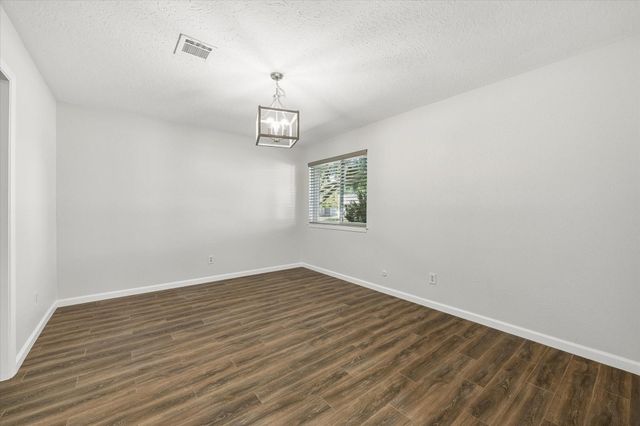 411 Dogwood Circle, Friendswood, TX 77546