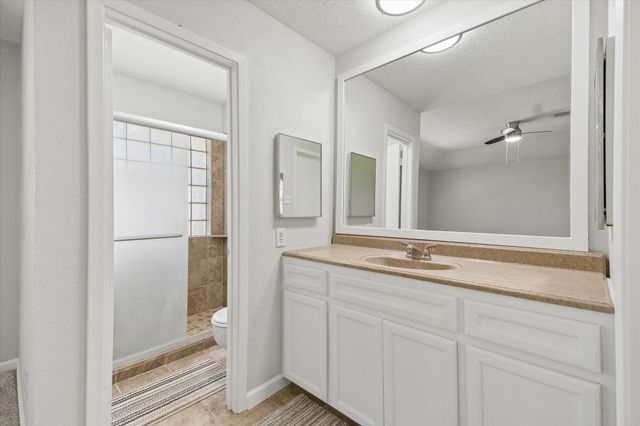411 Dogwood Circle, Friendswood, TX 77546