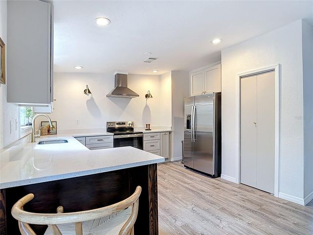 17420 THOMAS BOULEVARD, Hudson, FL 34667