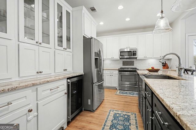 3060 Woodbridge Lane, Canton, GA 30114