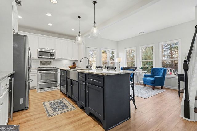 3060 Woodbridge Lane, Canton, GA 30114