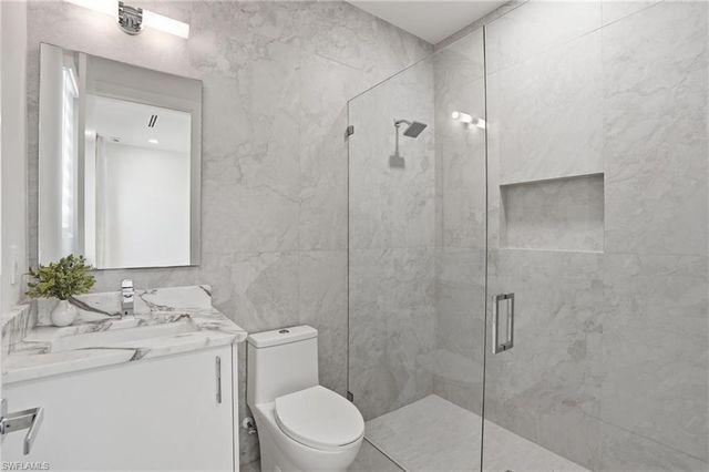 1150 8th TER N, Naples, FL 34102