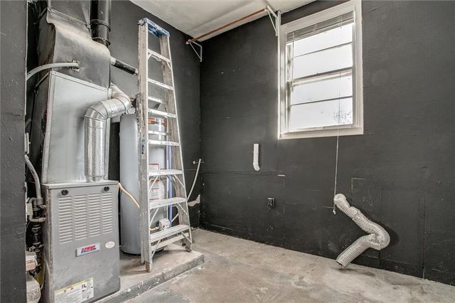 215 W North Avenue, Belton, MO 64012