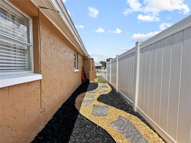 6904 TIERRA LINDA STREET, Port Richey, FL 34668