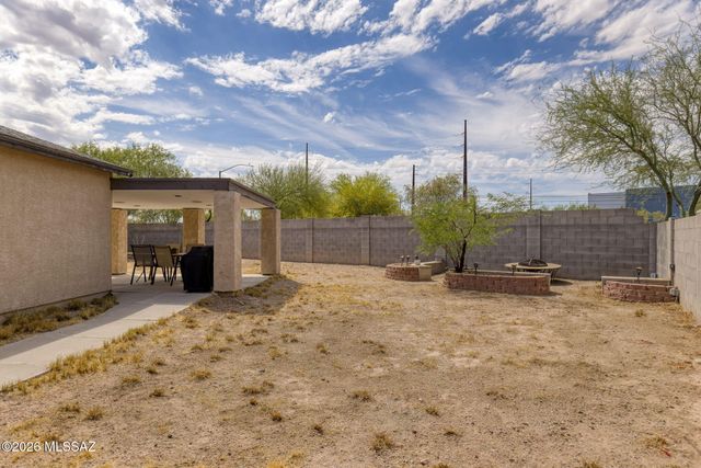 3894 E Bright View Street, Tucson, AZ 85706