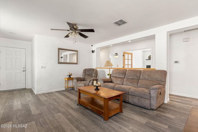 3894 E Bright View Street, Tucson, AZ 85706