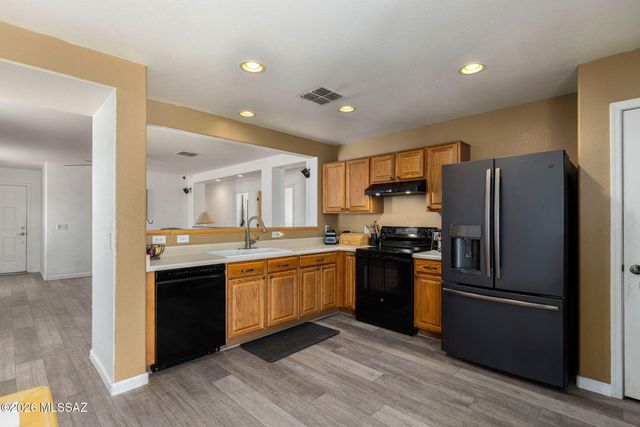 3894 E Bright View Street, Tucson, AZ 85706