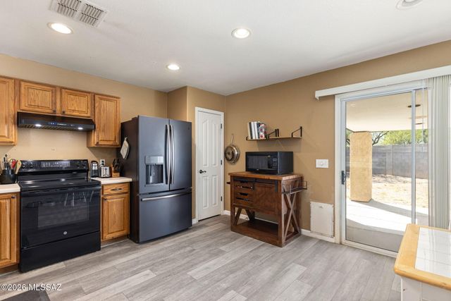 3894 E Bright View Street, Tucson, AZ 85706