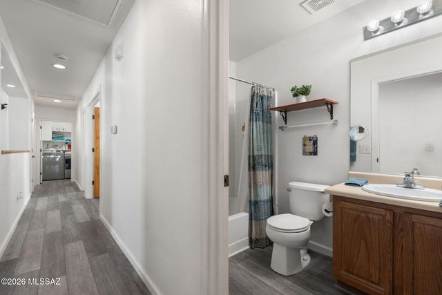3894 E Bright View Street, Tucson, AZ 85706