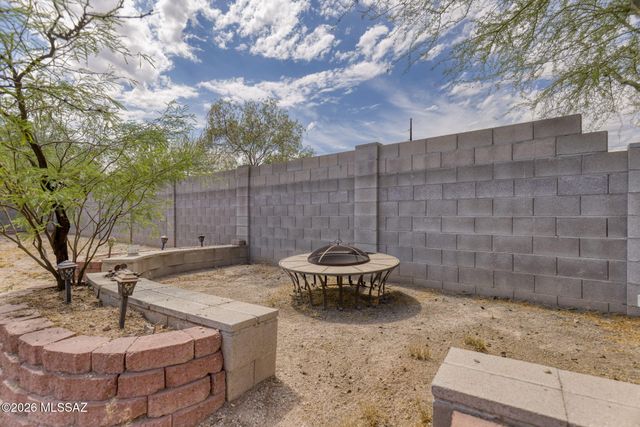 3894 E Bright View Street, Tucson, AZ 85706
