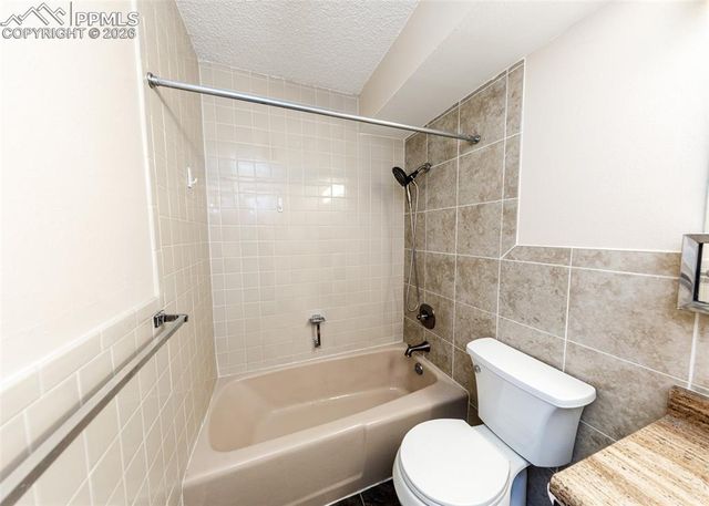 411 Lakewood Circle A506, Colorado Springs, CO 80910