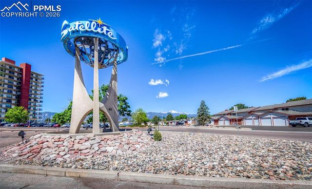 411 Lakewood Circle A506, Colorado Springs, CO 80910