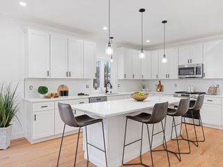 18 Horizon Way, Plaistow, NH 03865