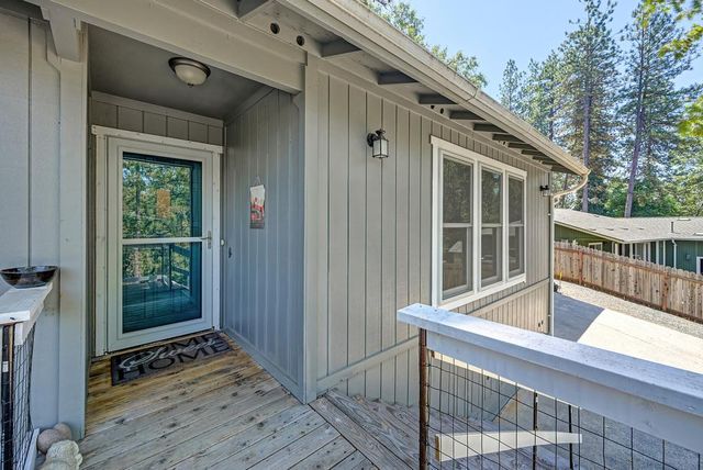 11575 Marilyn Ct, Grass Valley, CA 95949