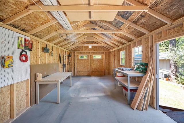 11575 Marilyn Ct, Grass Valley, CA 95949