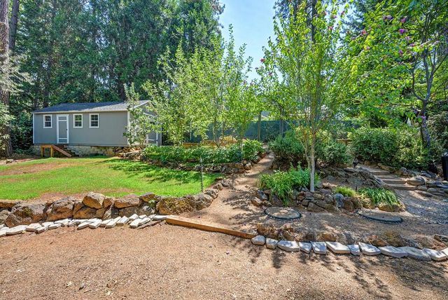 11575 Marilyn Ct, Grass Valley, CA 95949
