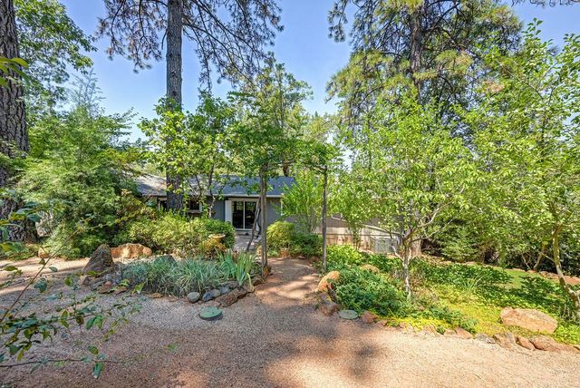 11575 Marilyn Ct, Grass Valley, CA 95949