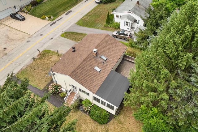 34 Valley Street, Laconia, NH 03246