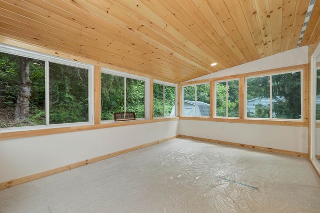 34 Valley Street, Laconia, NH 03246