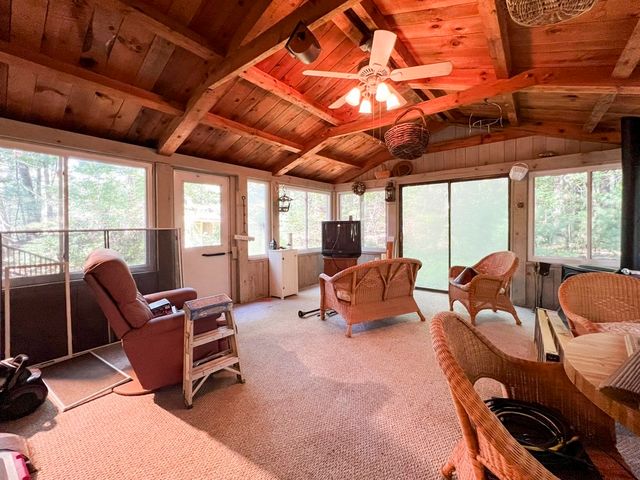 94 Mountain Ave, Pembroke, MA 02359