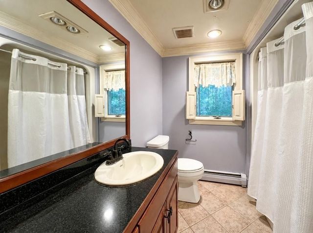 94 Mountain Ave, Pembroke, MA 02359