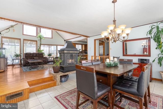 586 JACOBY RD, Louisa, VA 23093