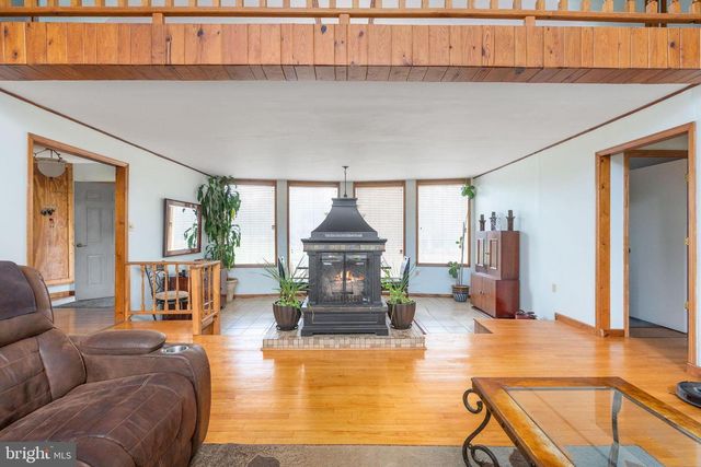 586 JACOBY RD, Louisa, VA 23093