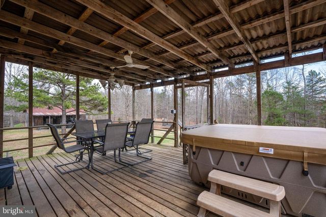 586 JACOBY RD, Louisa, VA 23093