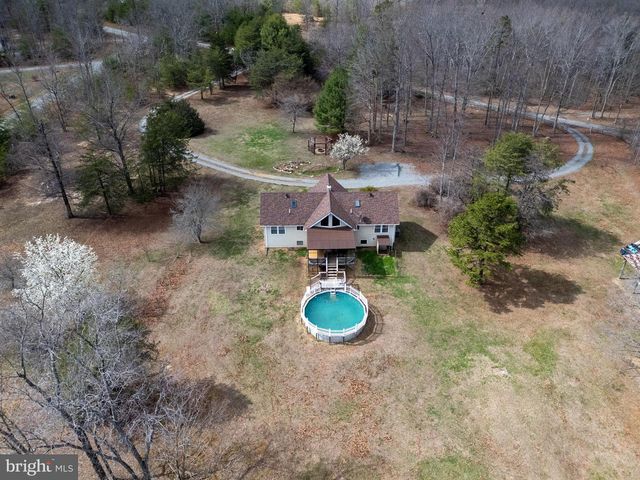 586 JACOBY RD, Louisa, VA 23093