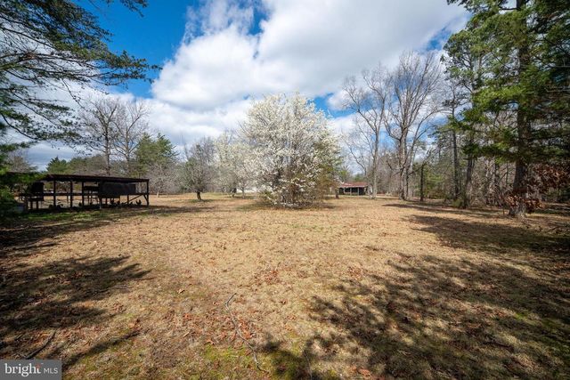 586 JACOBY RD, Louisa, VA 23093