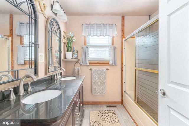 586 JACOBY RD, Louisa, VA 23093